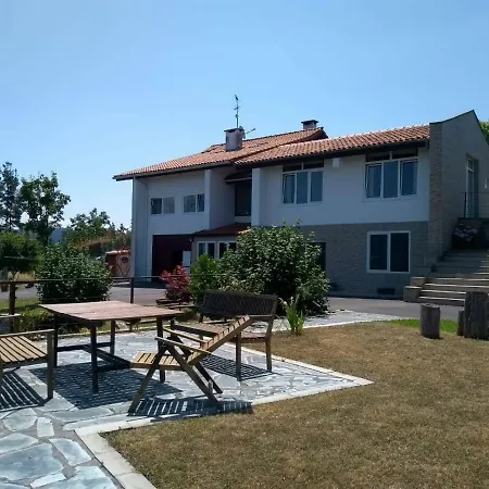Apartment En La Colina 1 Montanealde Fica